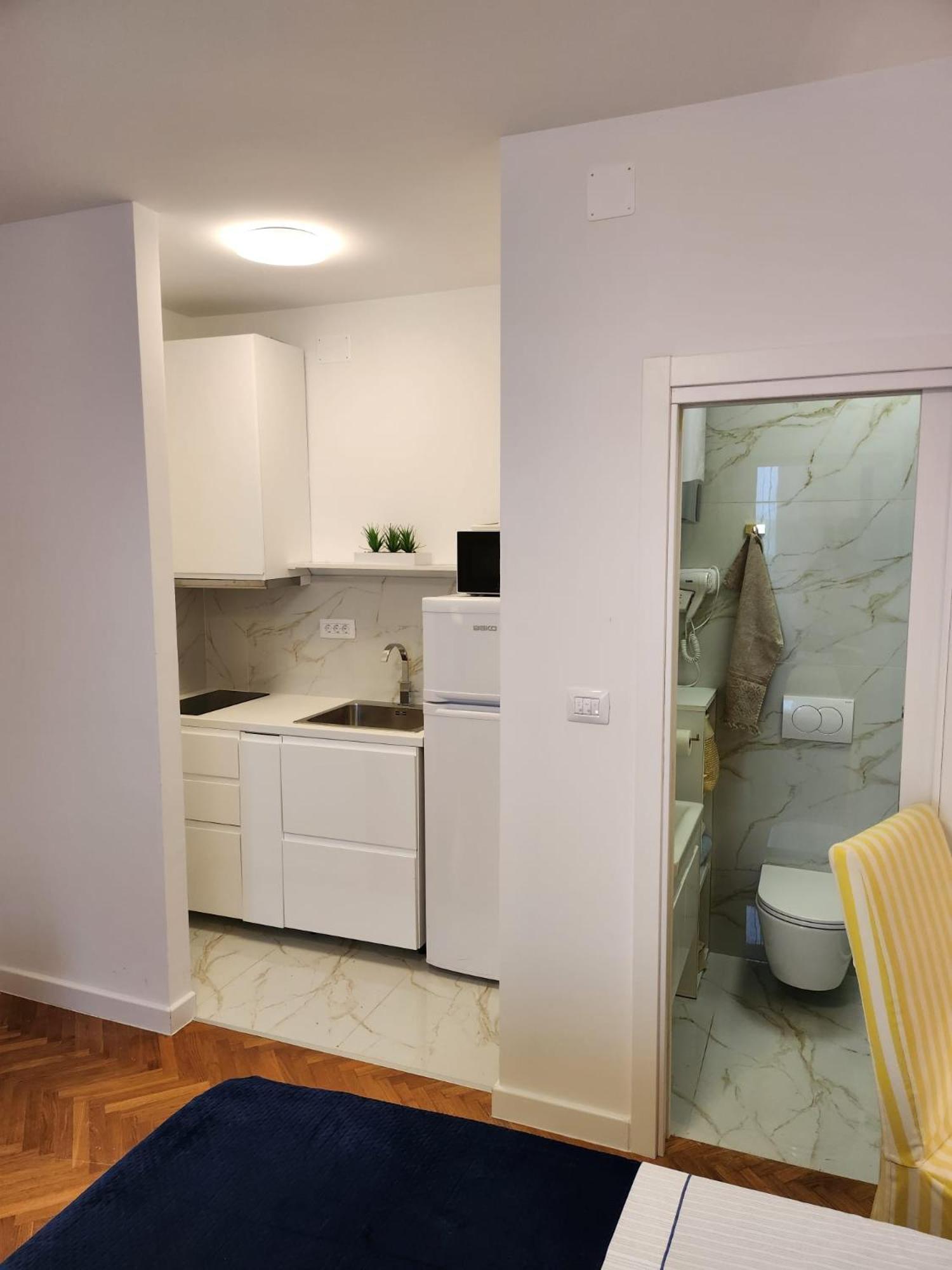 Vila Dora - Studio Dora Martinšćica Eksteriør bilde